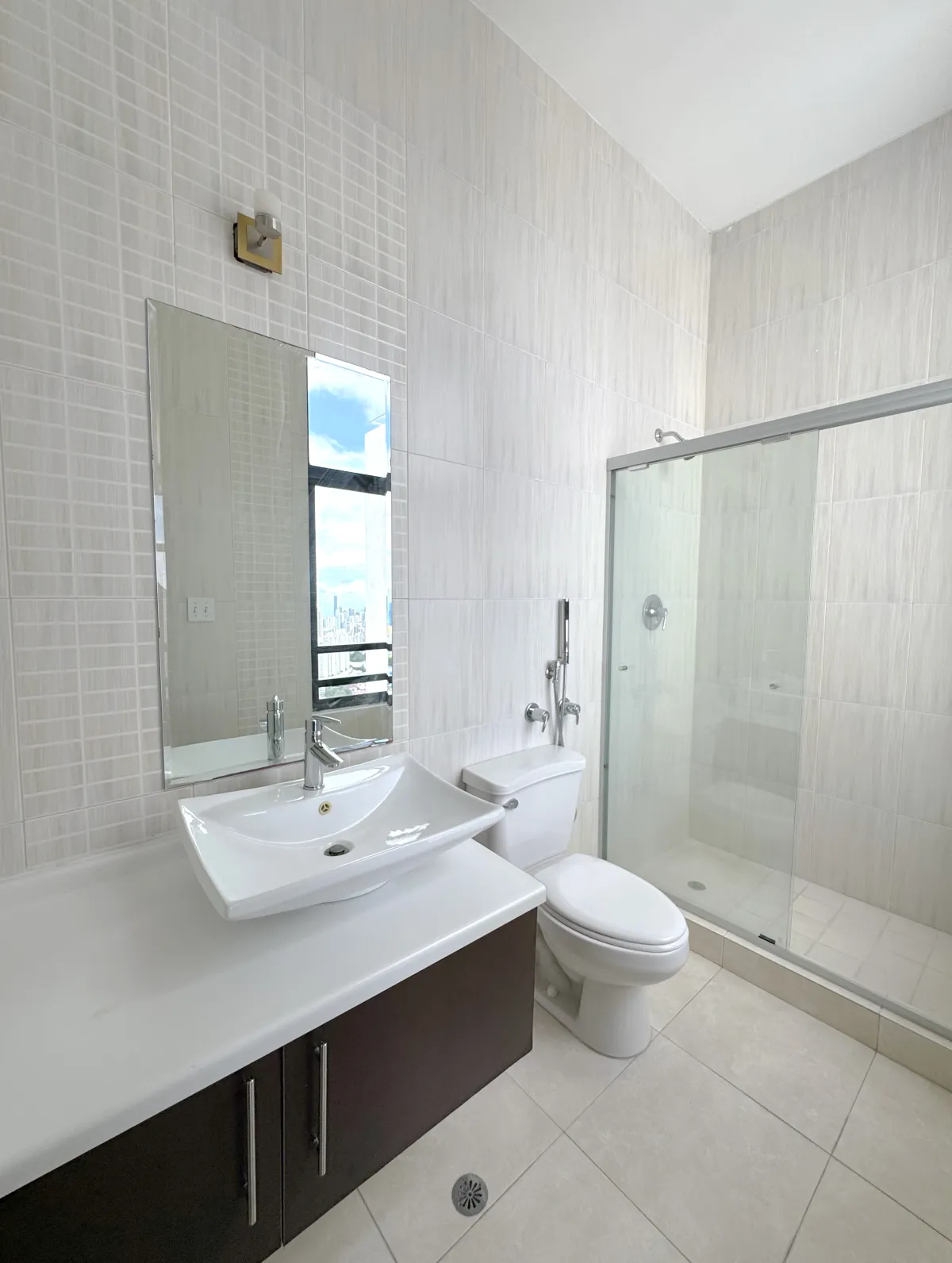 Majestic Penthouse in Elite 400, 590 m², 360° View, Tax Exempt for 20 Years