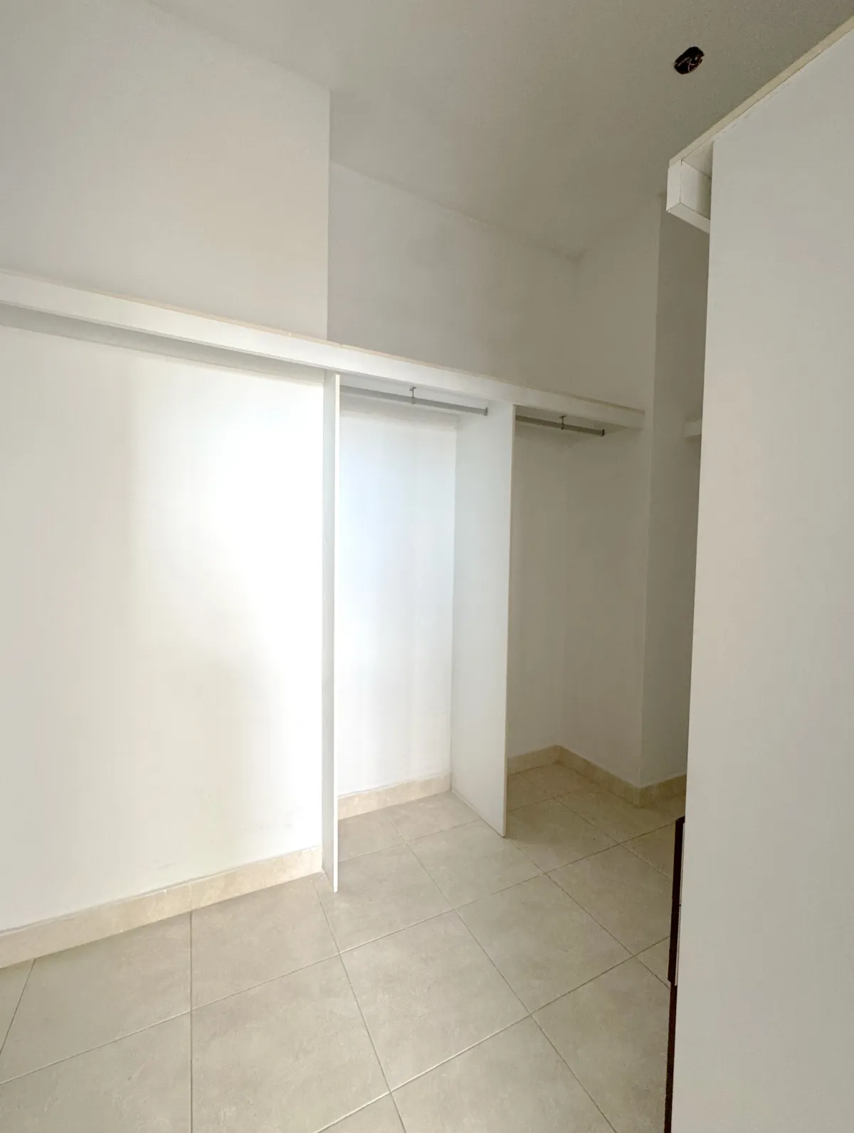 Majestic Penthouse in Elite 400, 590 m², 360° View, Tax Exempt for 20 Years