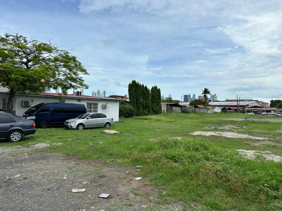 Terreno en venta Juan Diaz, Campo Limbergh