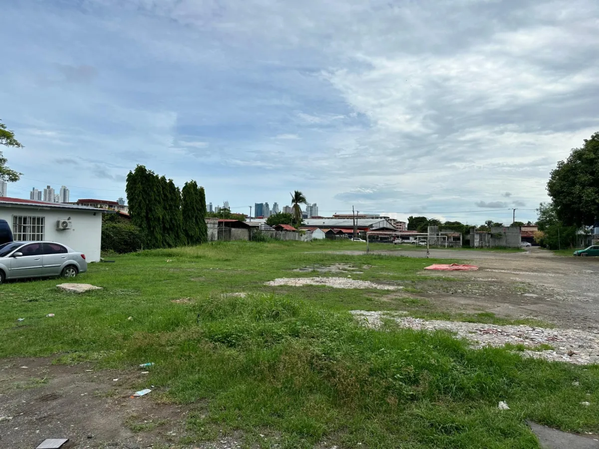 Terreno en venta Juan Diaz, Campo Limbergh