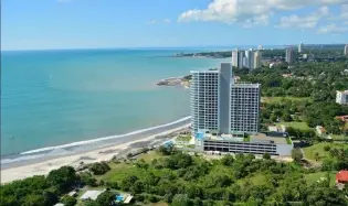 Ocean view apartment for sale in Royal Palm