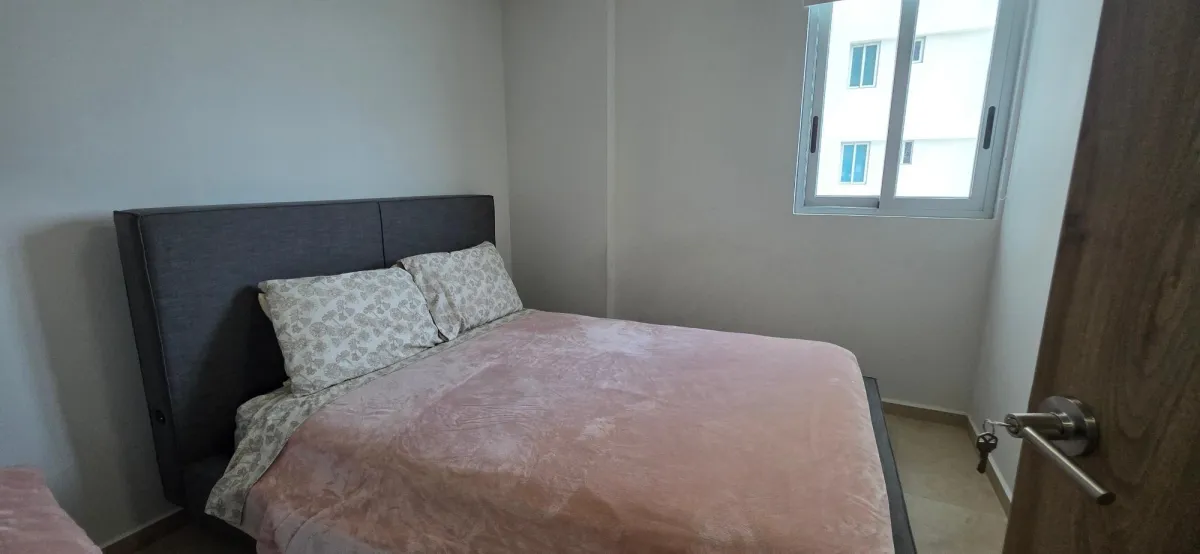 Ocean view apartment for sale in Royal Palm