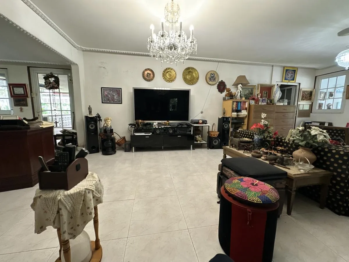 1,556 m² in Las Cumbres for Only $215,000