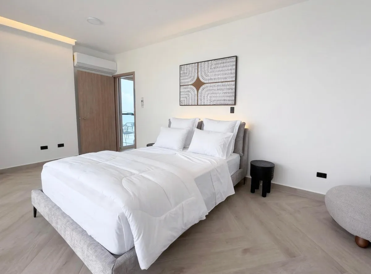 MODERN & REMODELED - PUNTA PACIFICA - OASIS 299M2