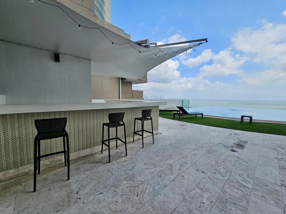 MODERN & REMODELED - PUNTA PACIFICA - OASIS 299M2