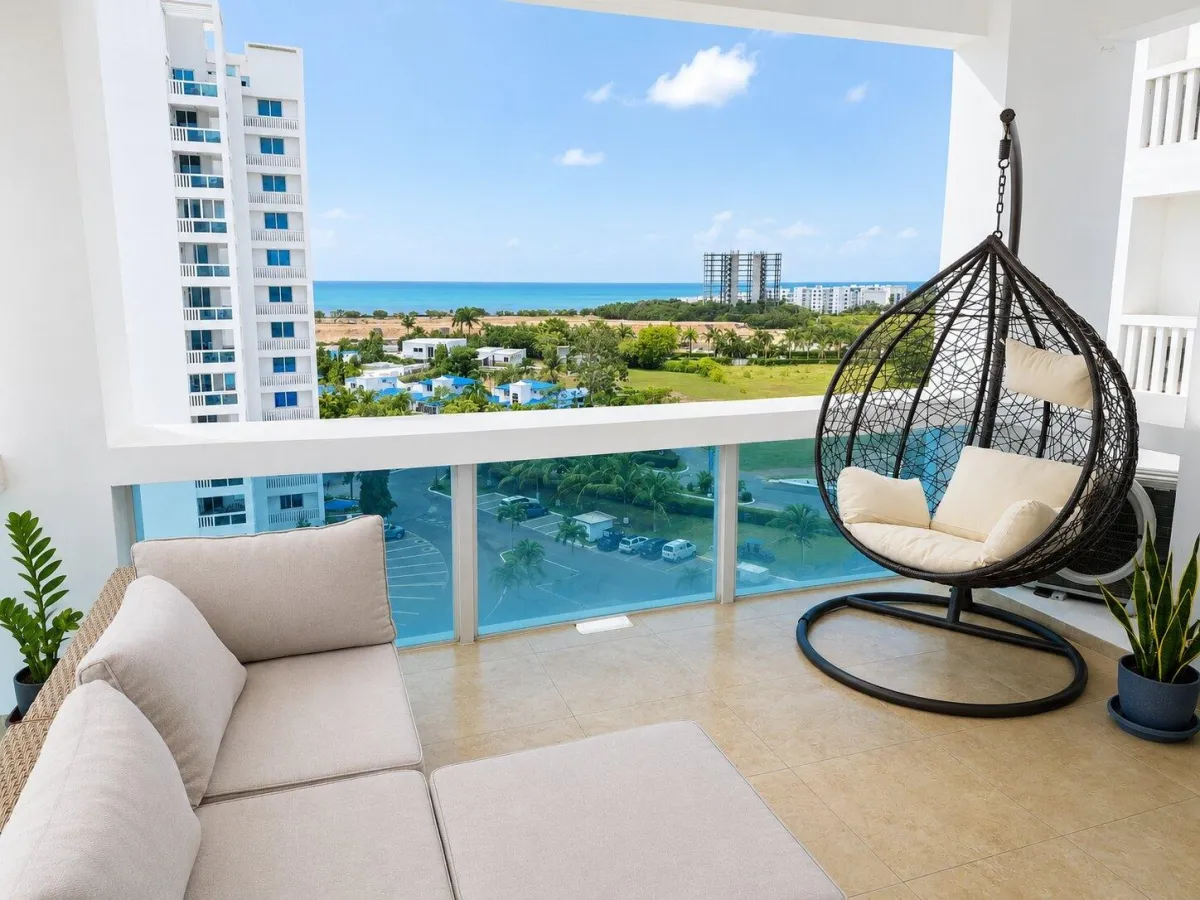Luxurious ocean-view apartment in Playa Blanca!