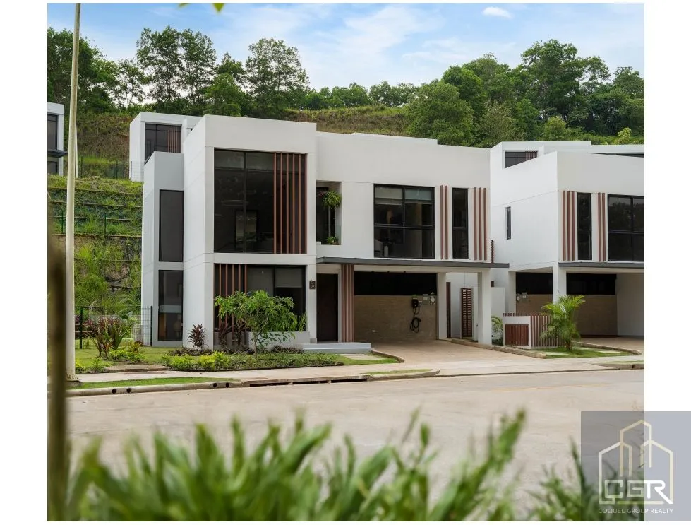 Single Family House for sale in Las Lajas