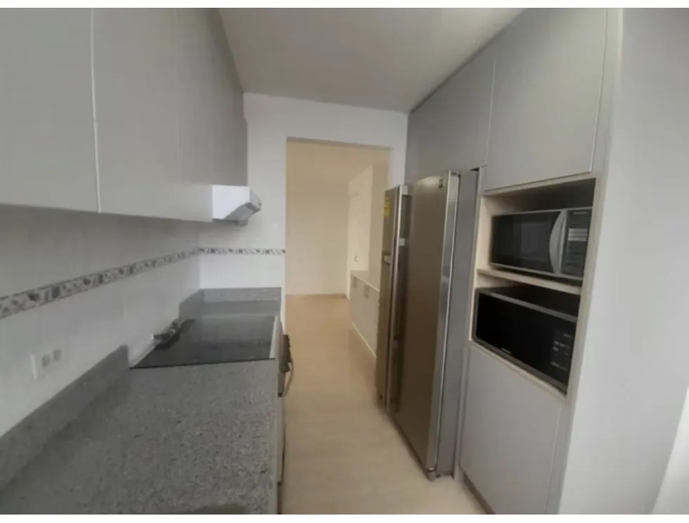 SAN FRANCISCO / VIA PORRAS / 90M / 2 BEDROOMS / 2 BATHROOMS