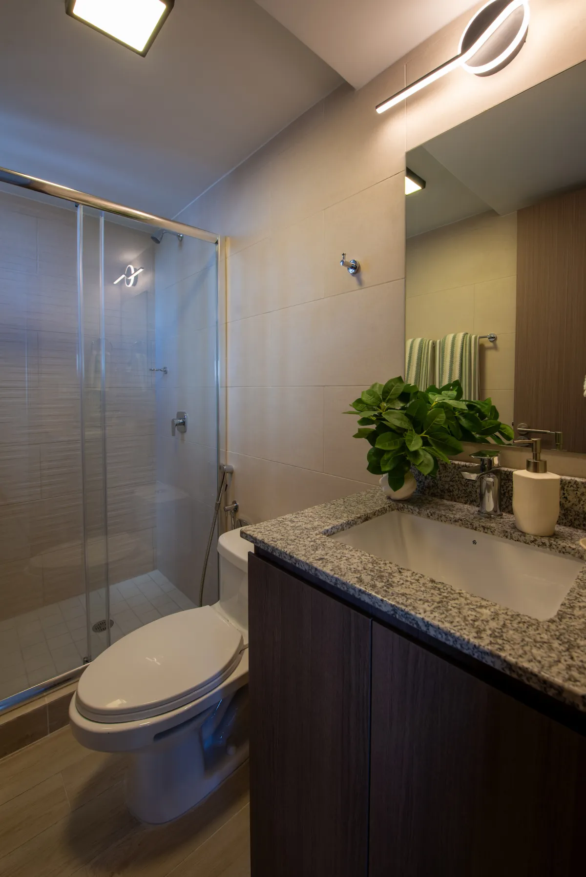 Modern Apartment in Greenwood Towers T200 - North Wing - 2 Bedrooms