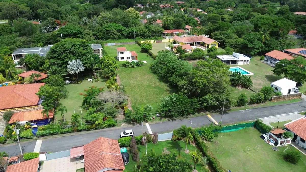 Flat lot 1250m2 in Coronado
