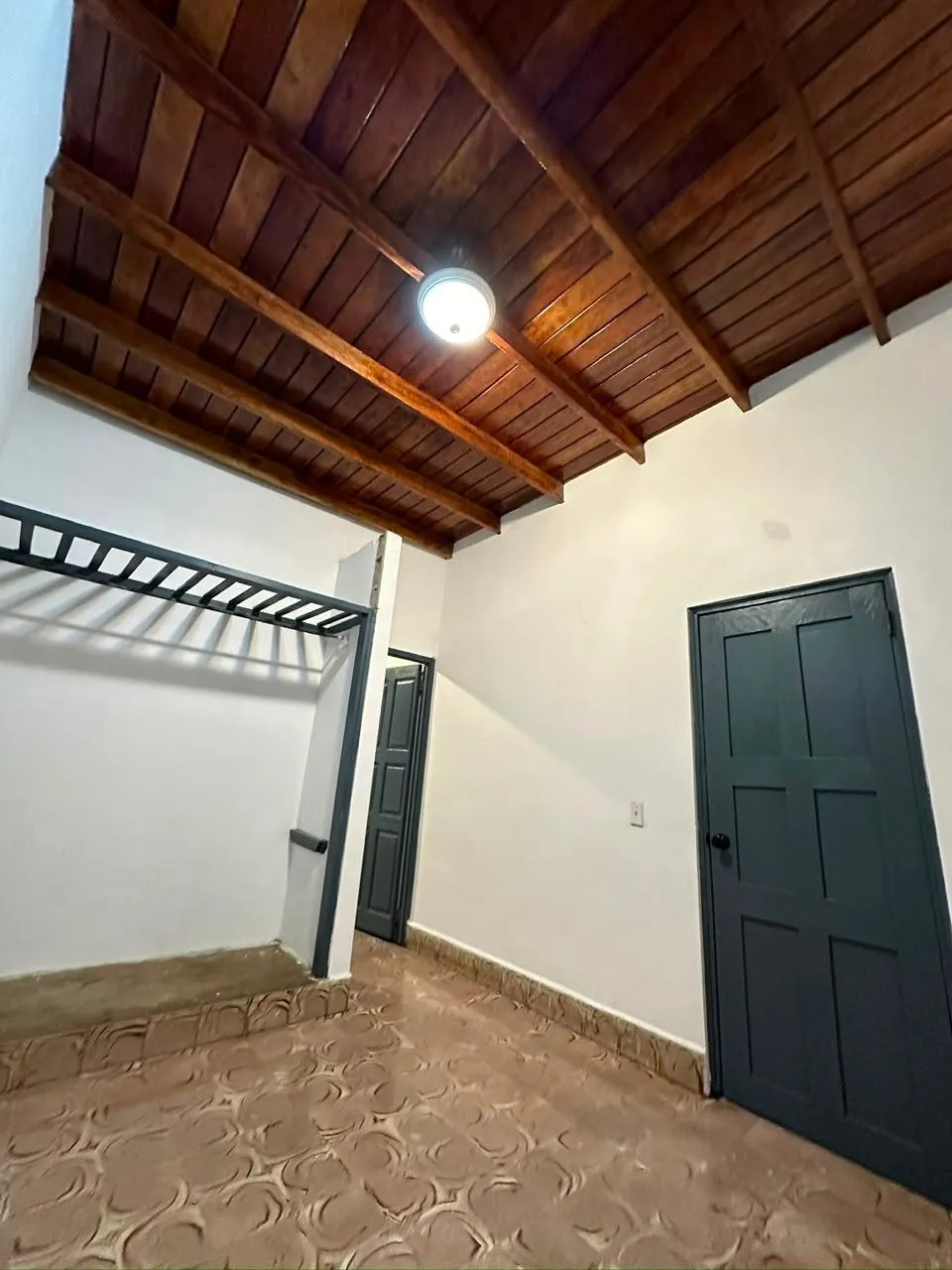 CASA + TERRENO EN VENTA