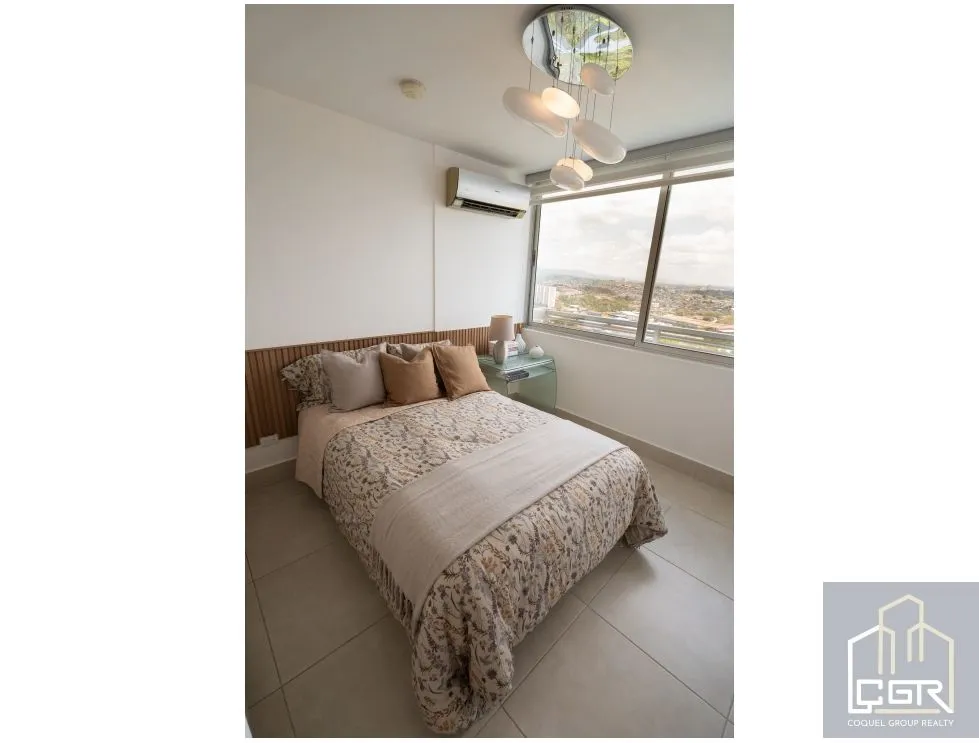 VENTA DE APARTAMENTO EN PH SKY POINT TOWER