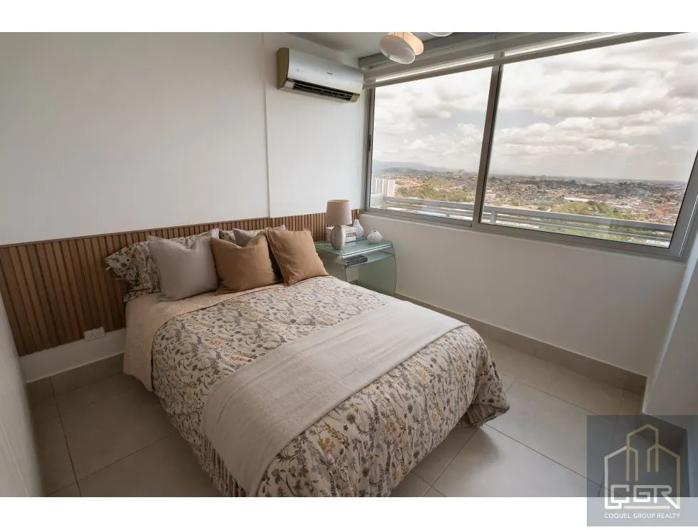 VENTA DE APARTAMENTO EN PH SKY POINT TOWER