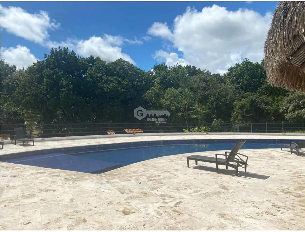 TWO PROPERTIES FOR SALE IN LAS LAJAS SANTA FE 2559 M2 WITH SWIMMING POOL