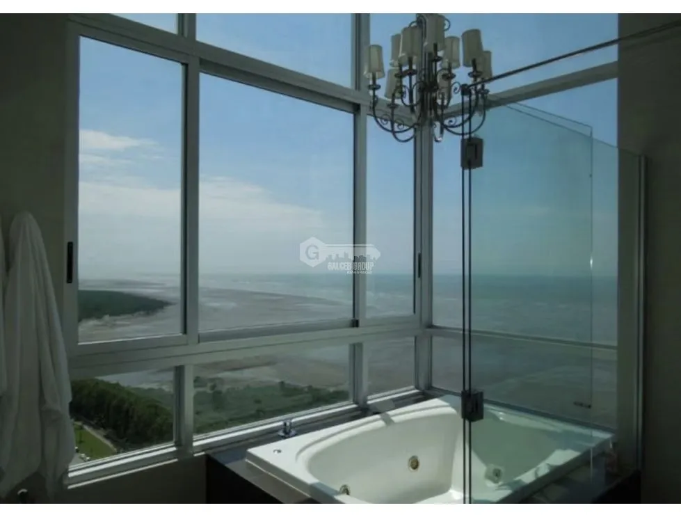 Appartement à Costa del Este à louer