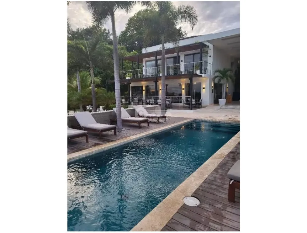 House for Sale in San Carlos Punta Caelo 180 M2 with Terrace