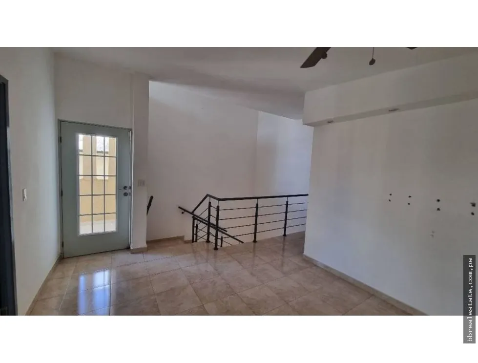 House for Sale in Vistas del Lago, Las Cumbres