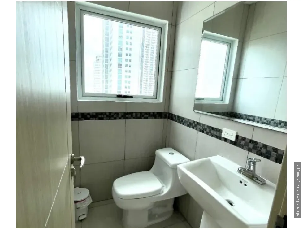 Se vende apartamento en Coco del Mar, PH Moon Tower