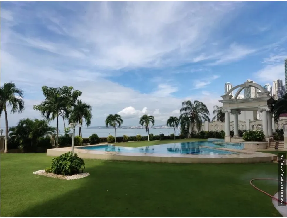 Se alquila apartamento en Punta Pacifica, PH Bellagio