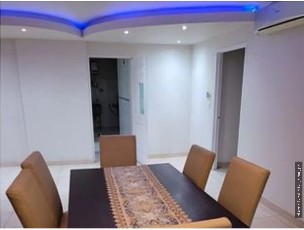 Se vende Apartamento en Plaza Edison,Ph Oceania