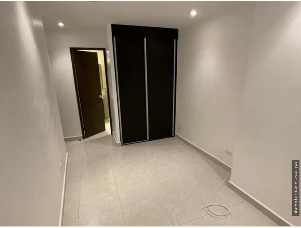 Se Vende Apartamento En Avenida Balboa, Ph Bay View