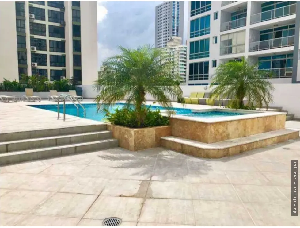 Se vende apartamento en El Carmen, PH Trinity