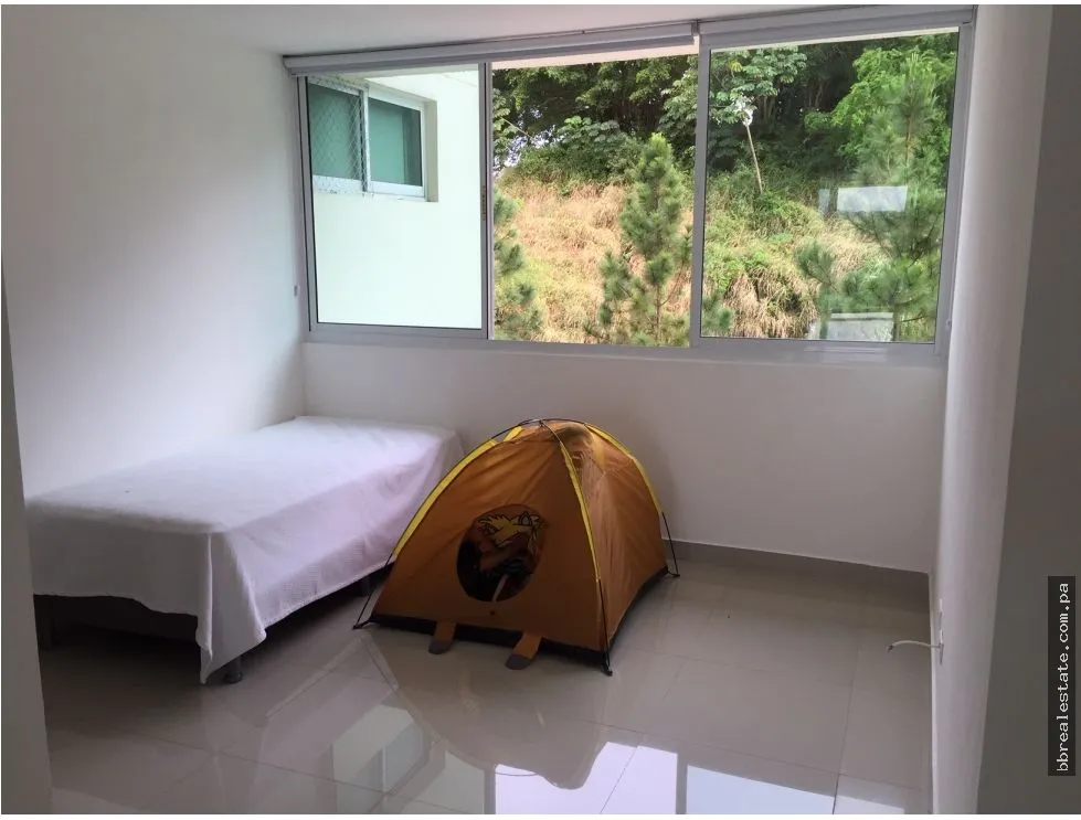 SALE TOWNHOUSE PINE HILLS ALBROOK
