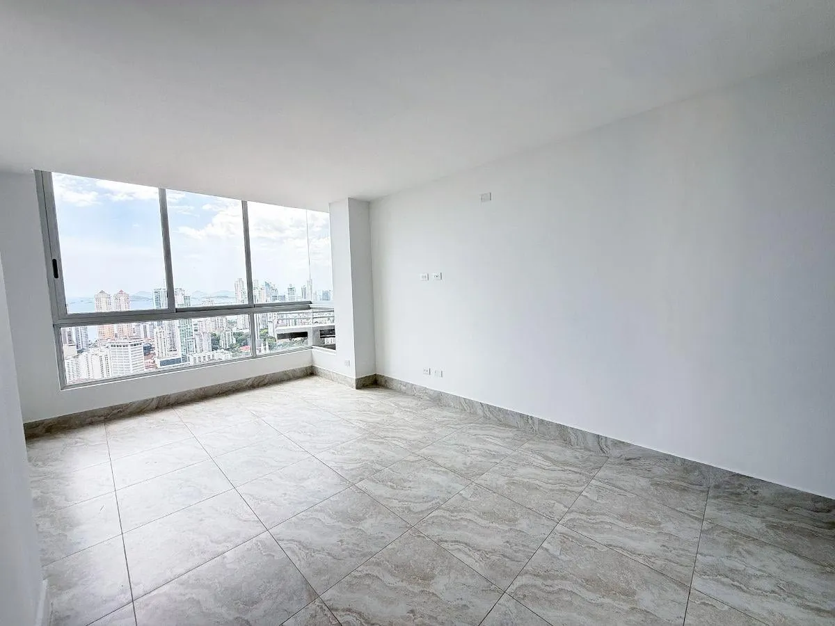 Espectacular Penthouse en Luxor 400 El Cangrejo 300 m², 4 Rec + CBE y Balcón