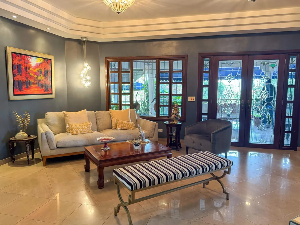 Luxury Dos Mares House in Panama City Panama