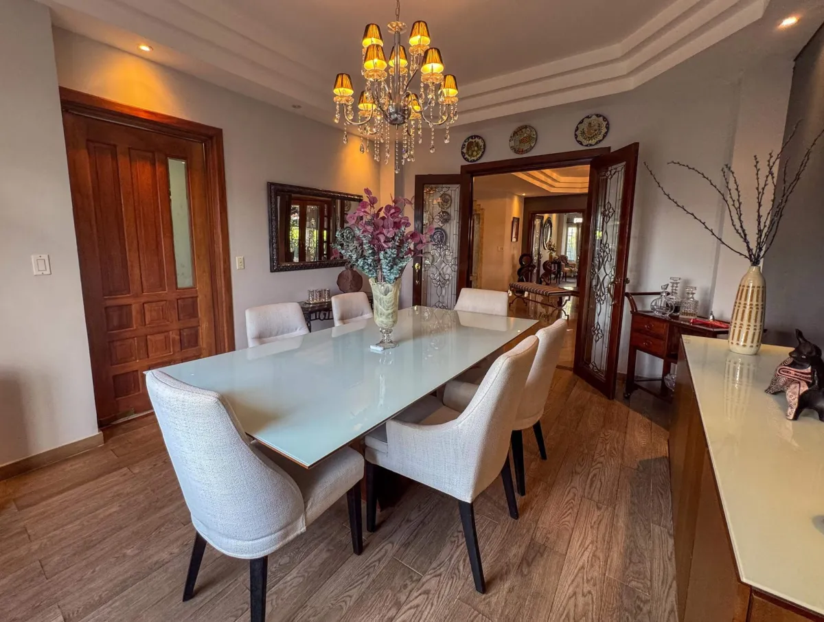 Luxury Dos Mares House in Panama City Panama