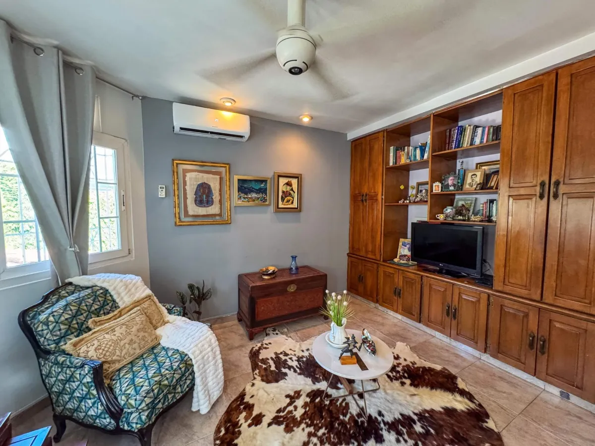 Luxury Dos Mares House in Panama City Panama