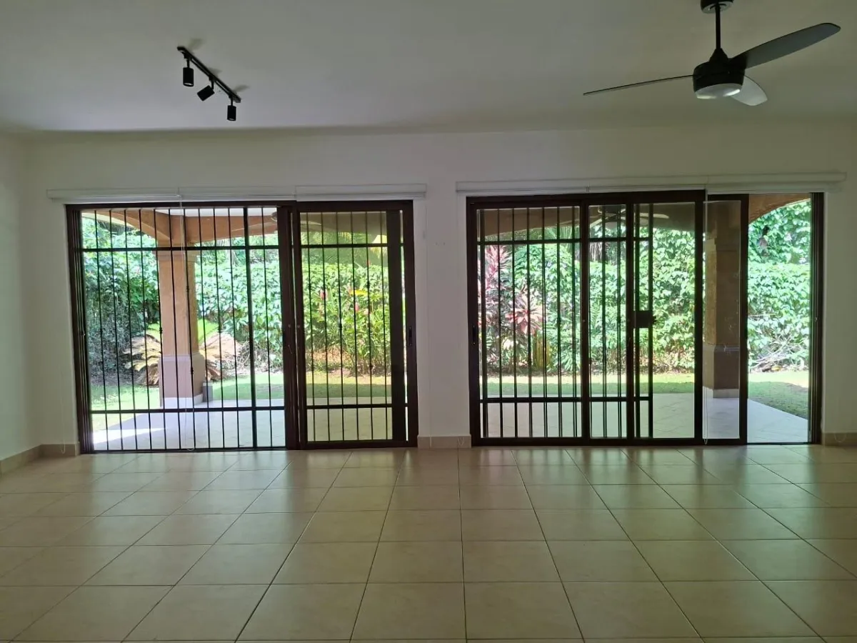 FOR RENT EMBASSY CLUB FOREST ESTATE HOUSE