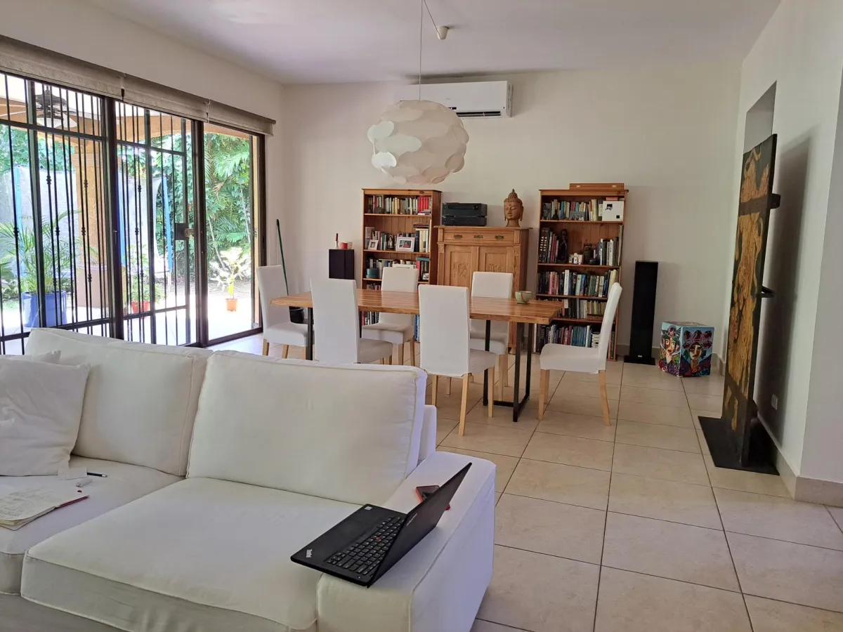 FOR RENT EMBASSY CLUB FOREST ESTATE HOUSE