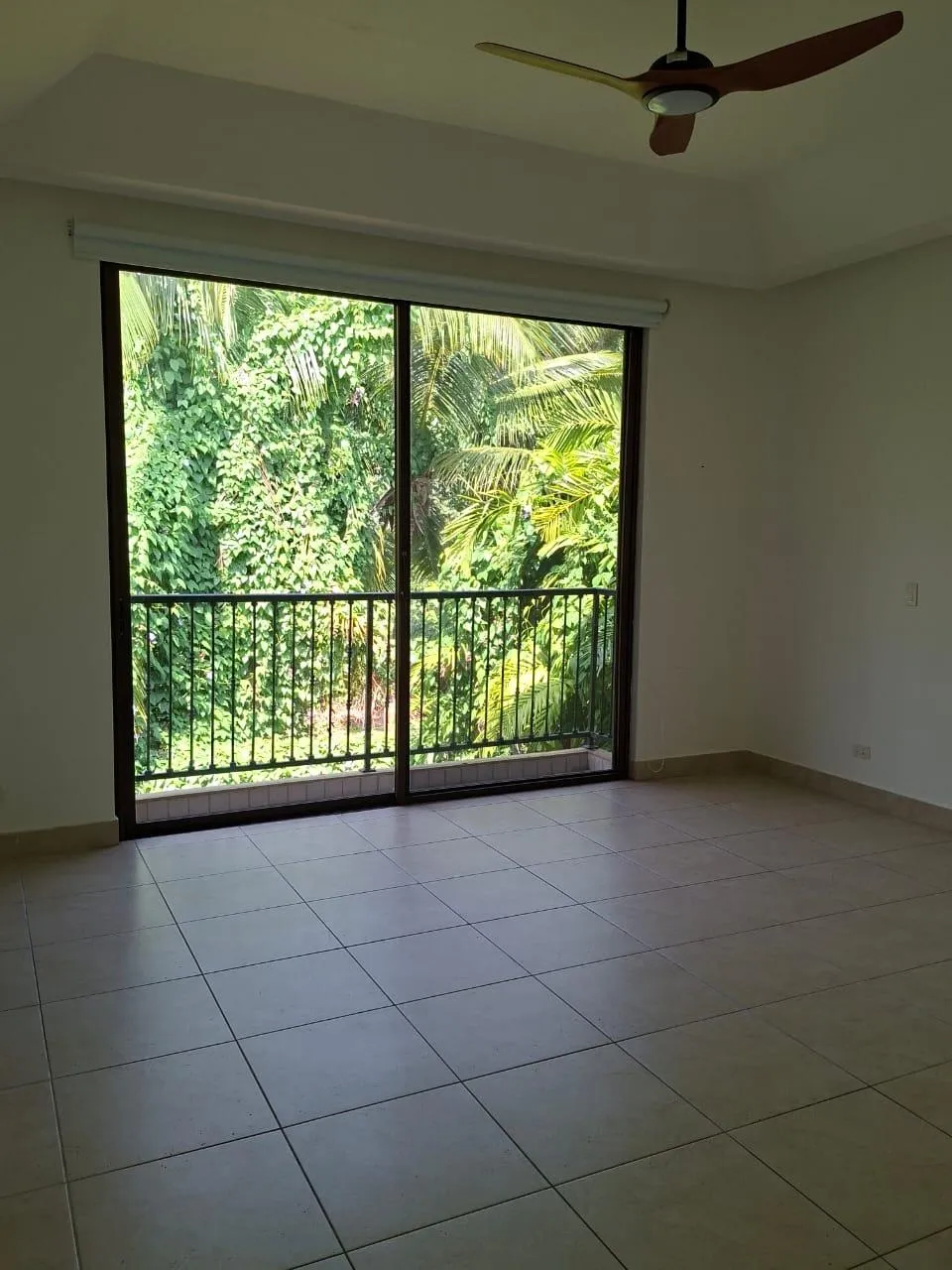 FOR RENT EMBASSY CLUB FOREST ESTATE HOUSE