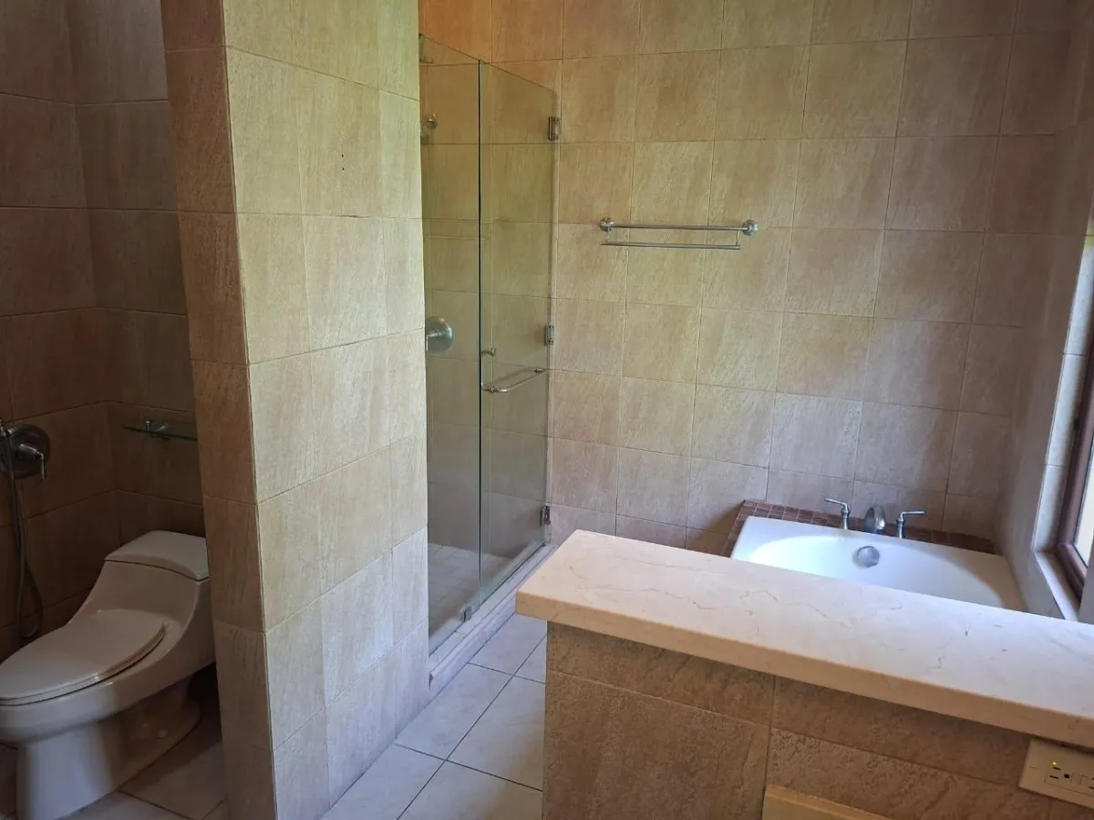 FOR RENT EMBASSY CLUB FOREST ESTATE HOUSE