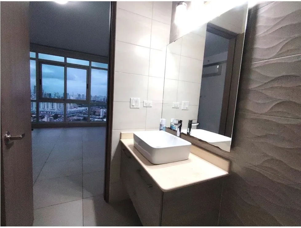 Apartment Rental in PH Pacific Hills, Dos Mares. EAR