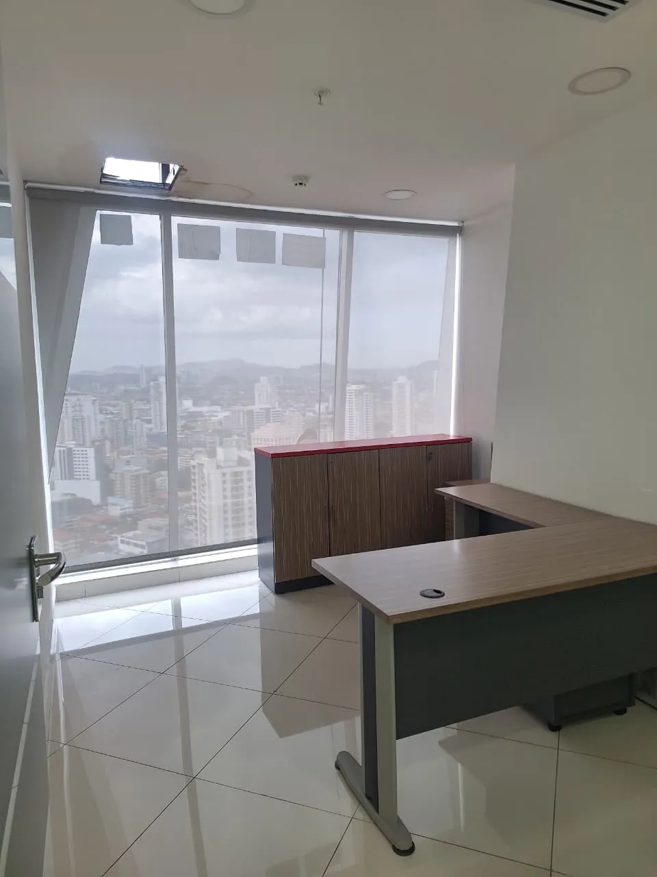 Office for Sale in the Heart of the Financial District