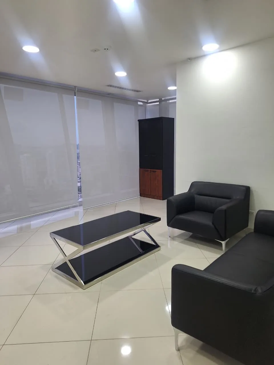 Office for Sale in the Heart of the Financial District
