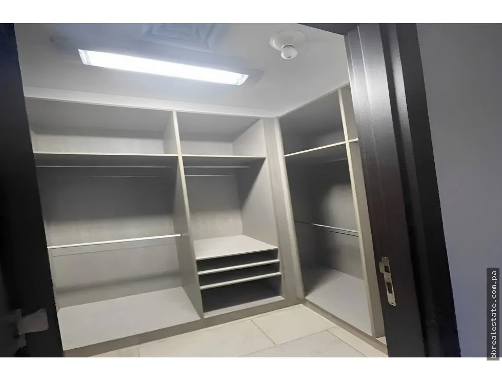 Venta de Apartamento en PH Grand Tower, Punta Pacifica