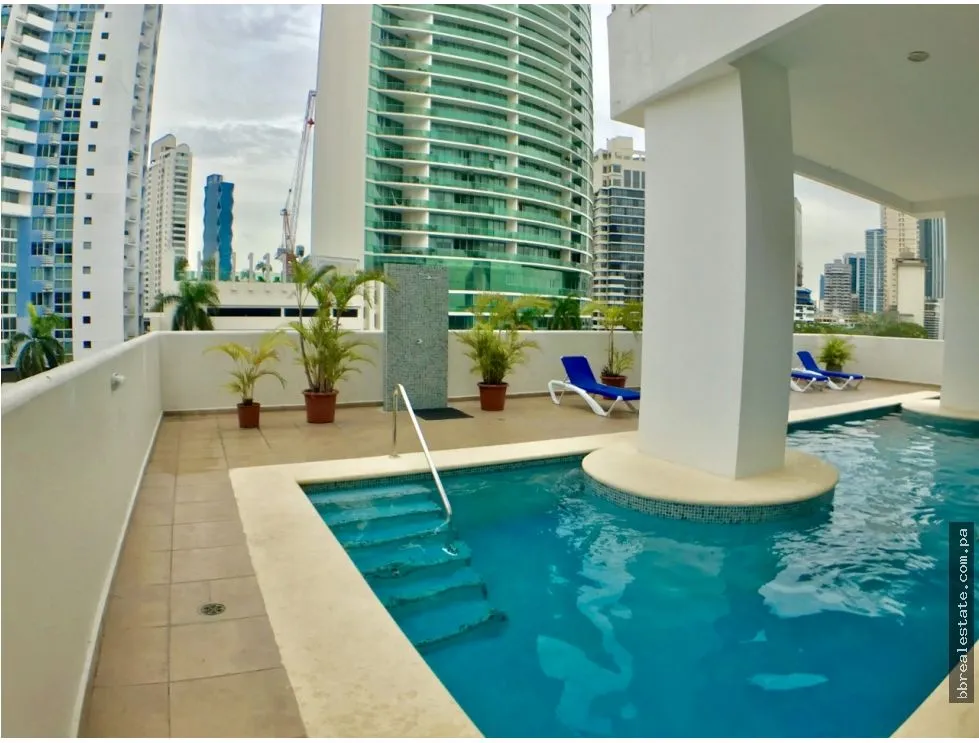 Se vende apartamento en Avenida Balboa, Ph Marina Park