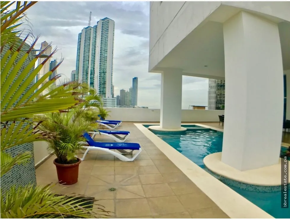 Se vende apartamento en Avenida Balboa, Ph Marina Park