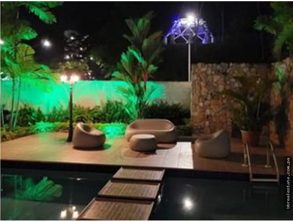 Se vende Apartamento en Plaza Edison,Ph Oceania