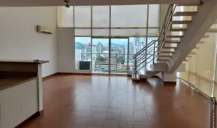 Se vende apartamento en Via Argentina, PH Mediterraneo Loft
