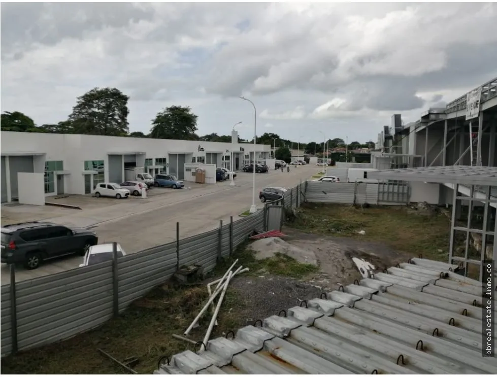 SALE OF OFFICE-WAREHOUSE PANAMA VIEJO