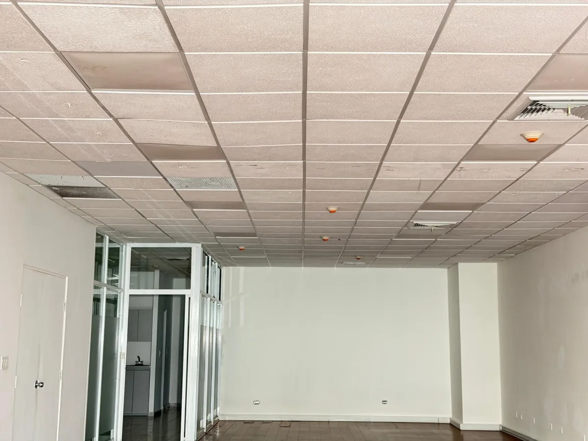 Venta de oficina en Edificio Credicorp Bank