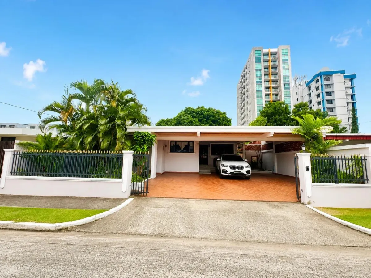 House for Sale in Hato Pintado, Pueblo Nuevo