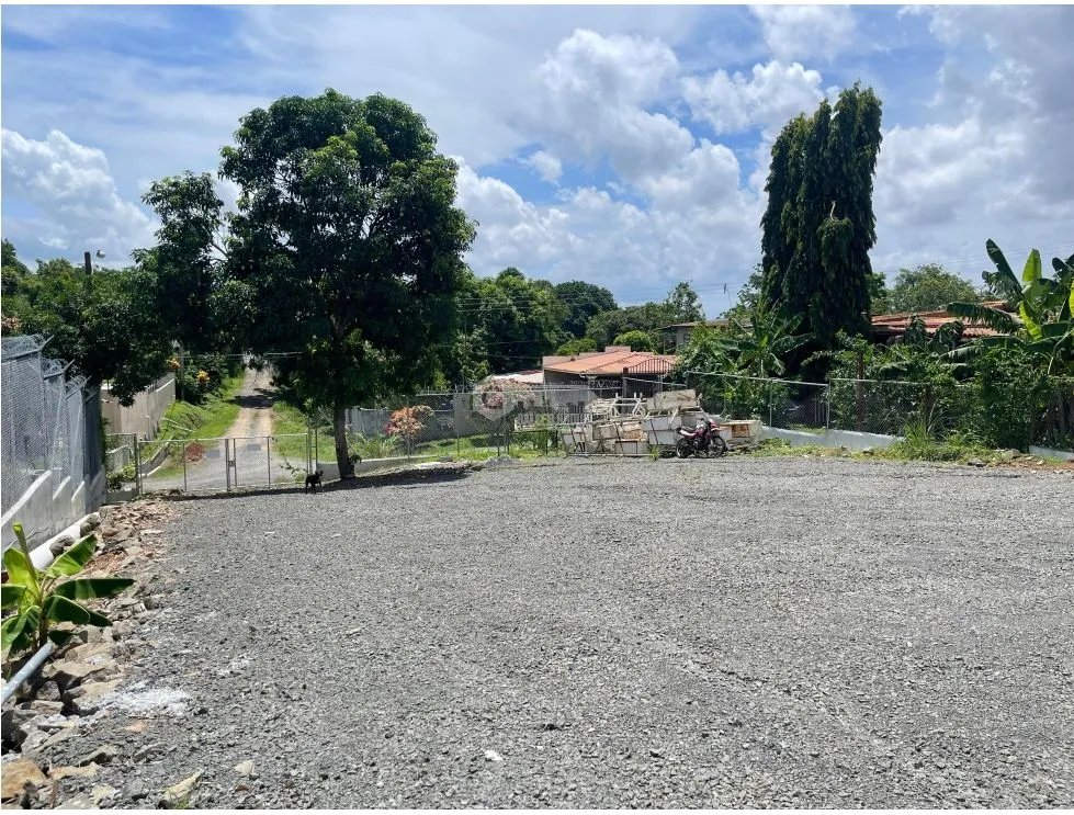 Espace commercial à Chorrera à louer