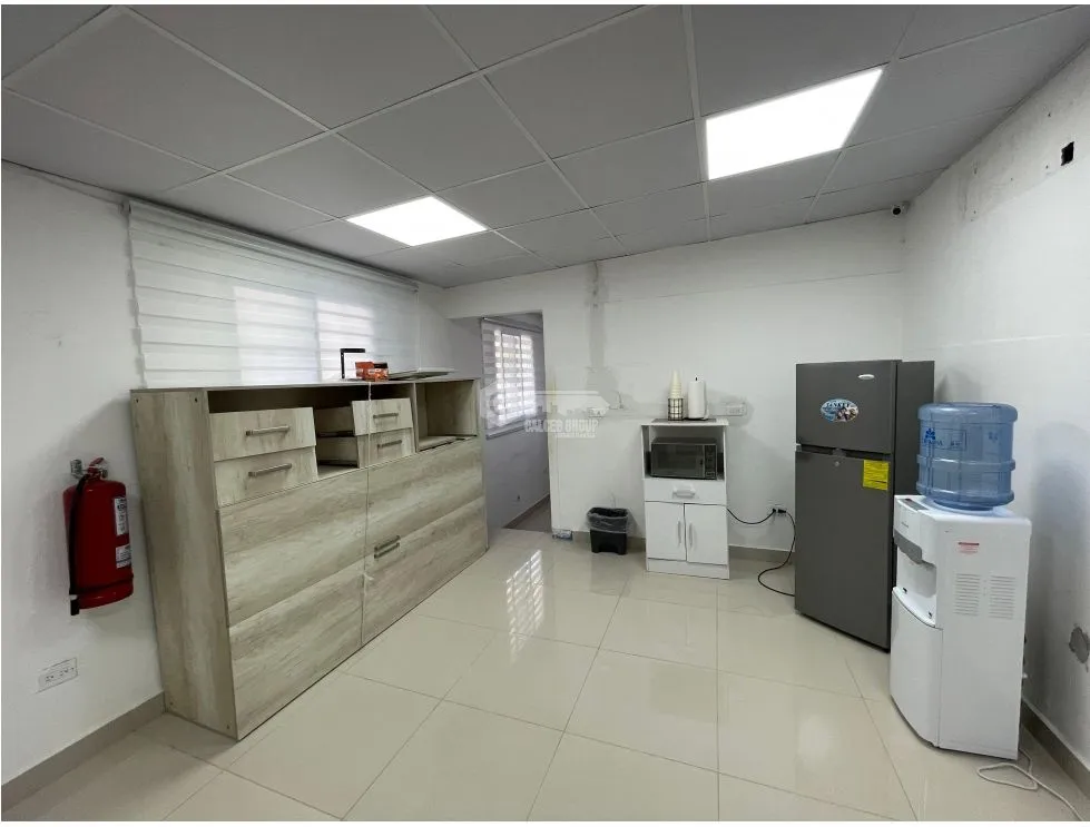 Espace commercial à Chorrera à louer