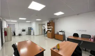 Espace commercial à Chorrera à vendre