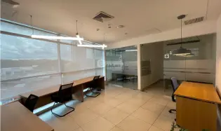 Espace commercial à El Dorado à louer